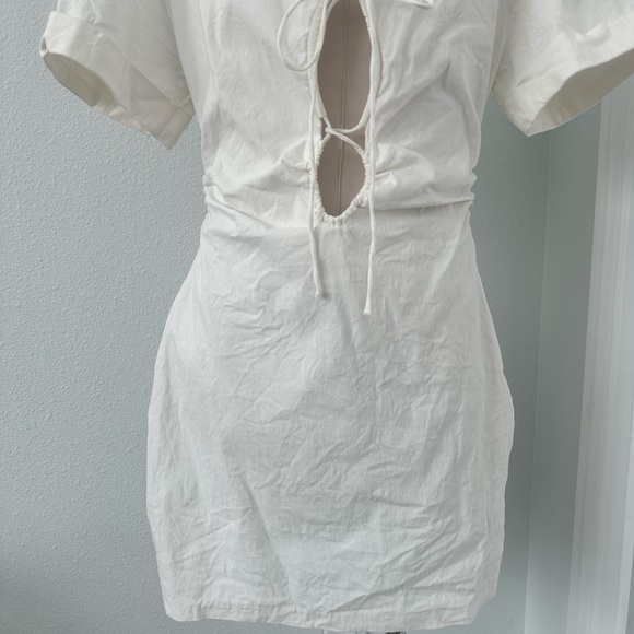 Zara ~ White Linen Mini Dress - Picture 7 of 11